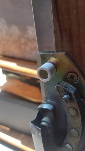 Velux roof window hinge - x,