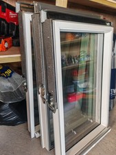 VELUX 78 x 114cm Laminated